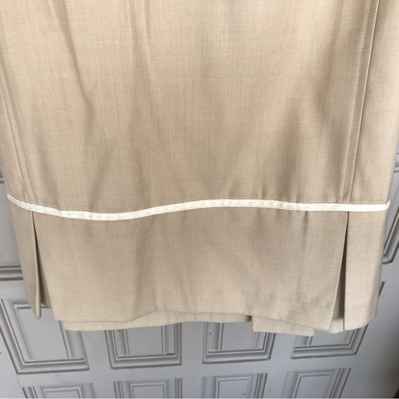 Sag harbor plus size women’s 22 skirt kickplate hem beige zip back very nice - Picture 5 of 8